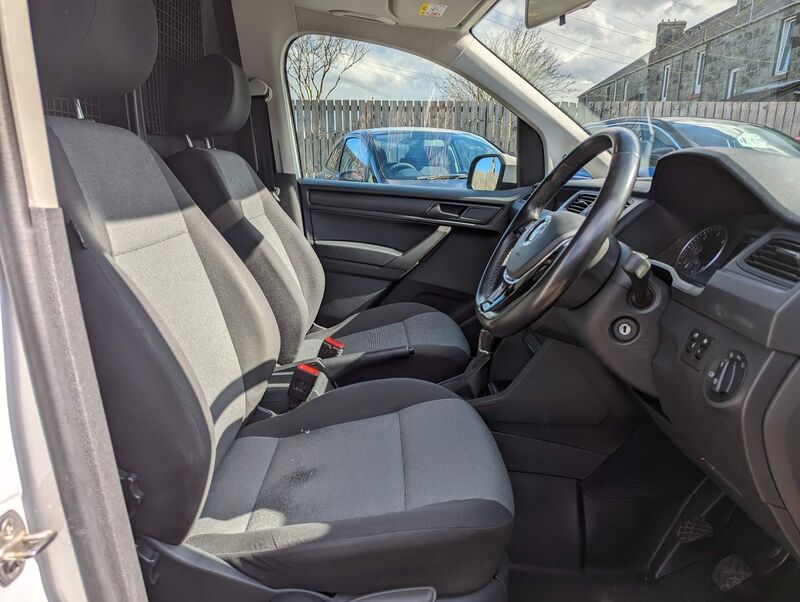 VOLKSWAGEN CADDY
