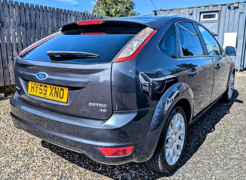 FORD FOCUS