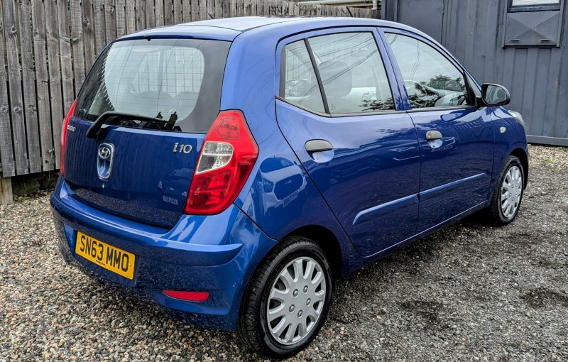 HYUNDAI I10