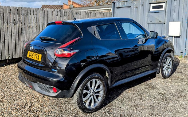 NISSAN JUKE