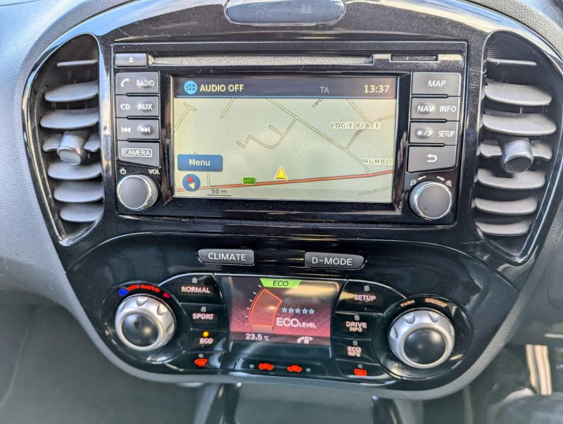 NISSAN JUKE
