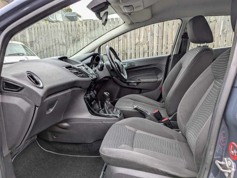 FORD FIESTA