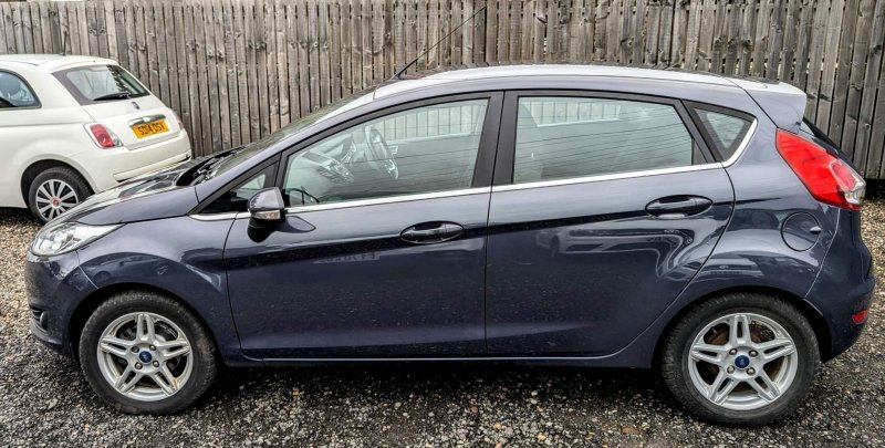 FORD FIESTA
