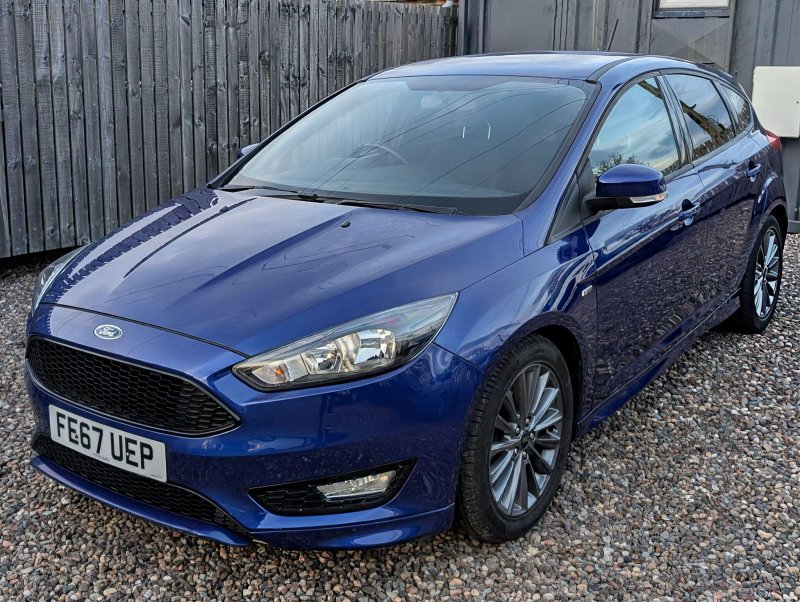 FORD FOCUS
