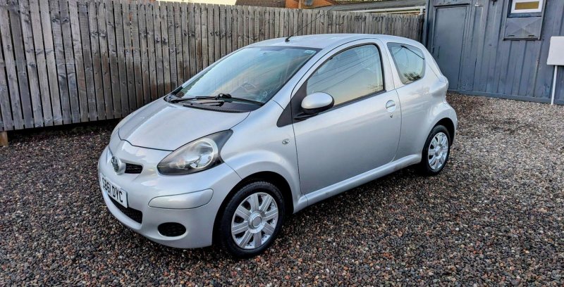 TOYOTA AYGO