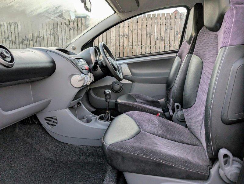 TOYOTA AYGO