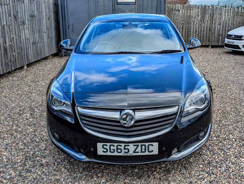 VAUXHALL INSIGNIA