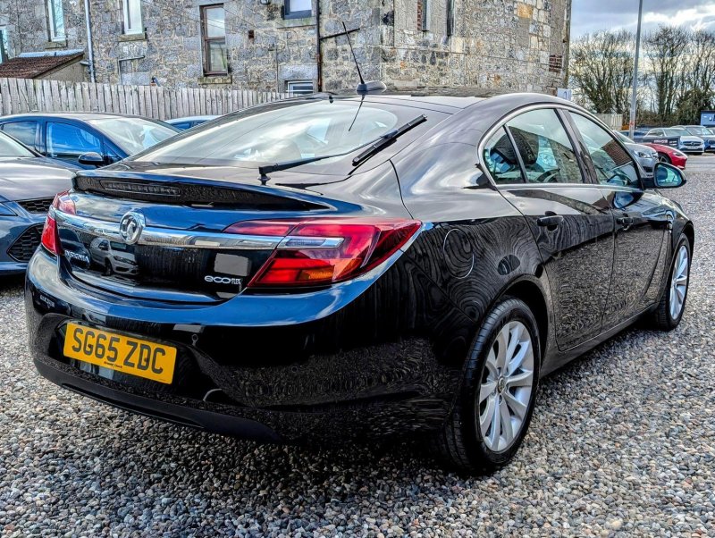 VAUXHALL INSIGNIA