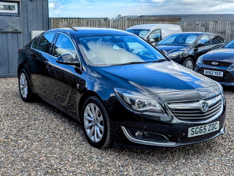 VAUXHALL INSIGNIA