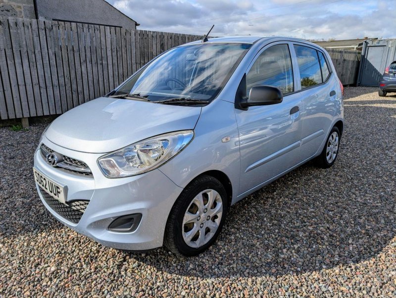 HYUNDAI I10