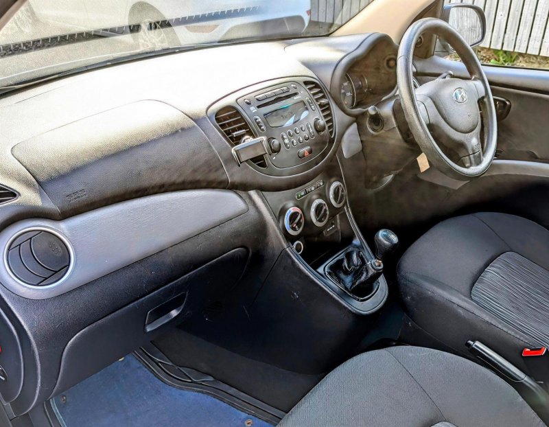 HYUNDAI I10