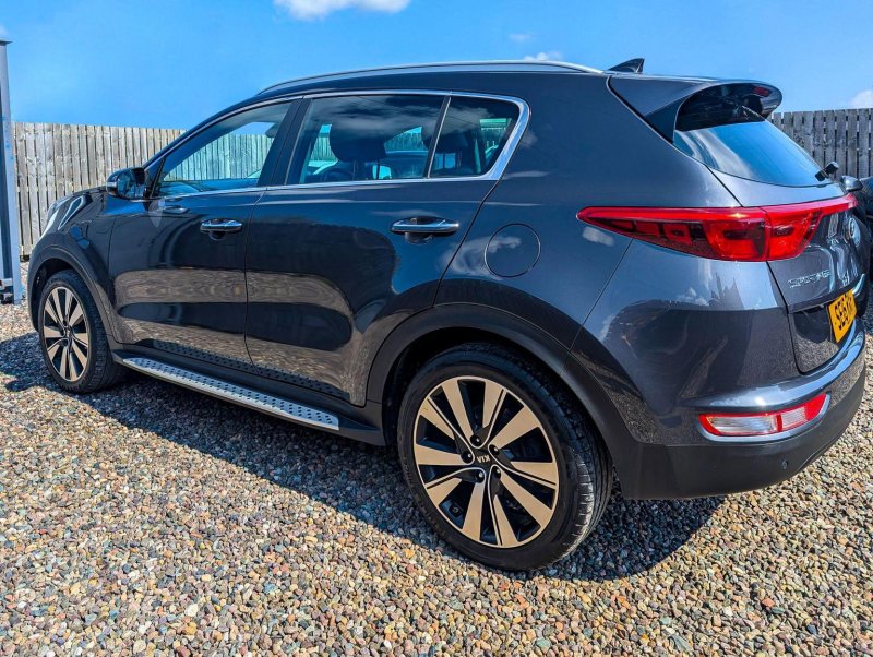 KIA SPORTAGE