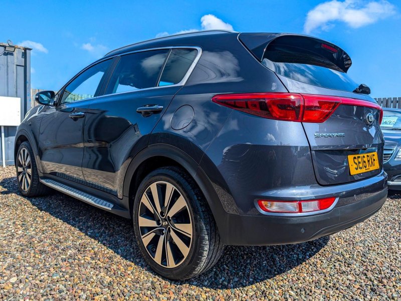 KIA SPORTAGE