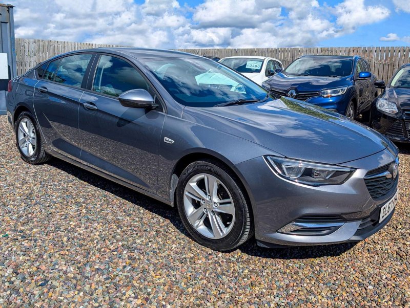 VAUXHALL INSIGNIA