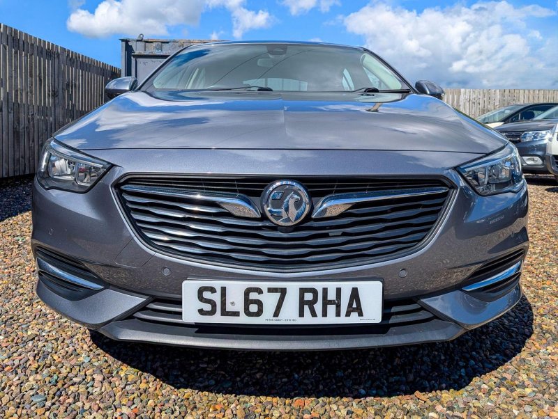 VAUXHALL INSIGNIA
