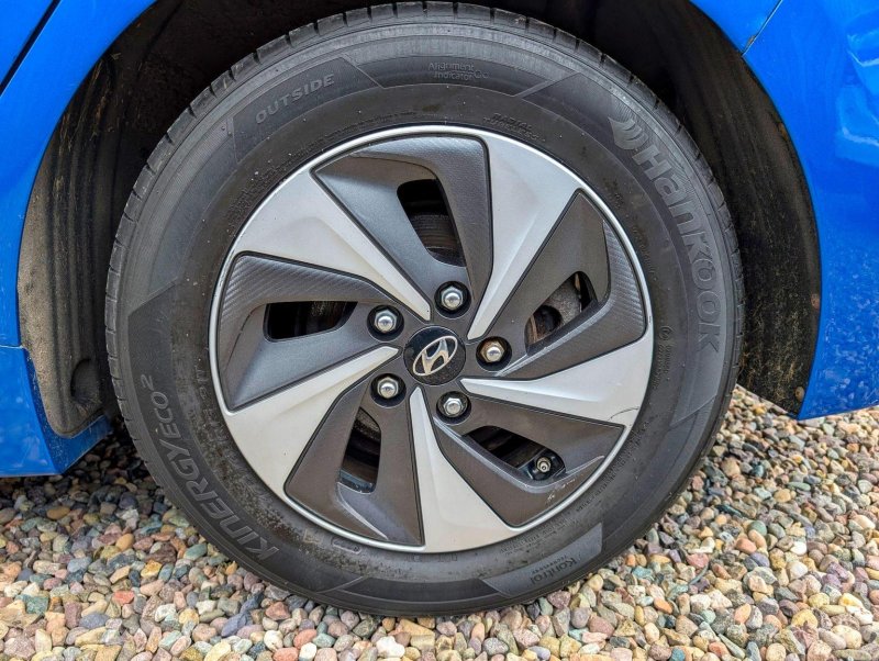 HYUNDAI IONIQ