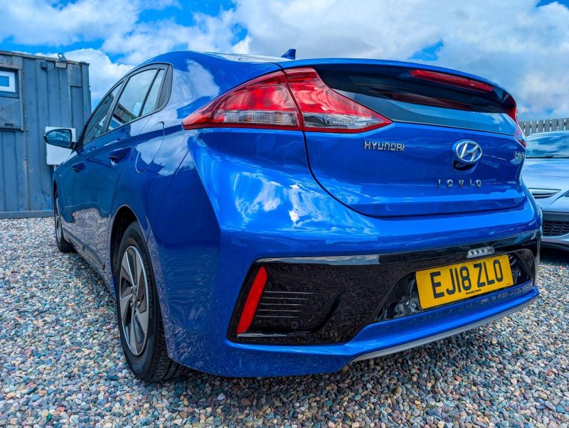HYUNDAI IONIQ