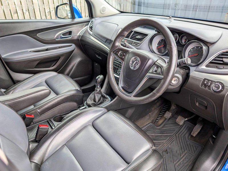 VAUXHALL MOKKA