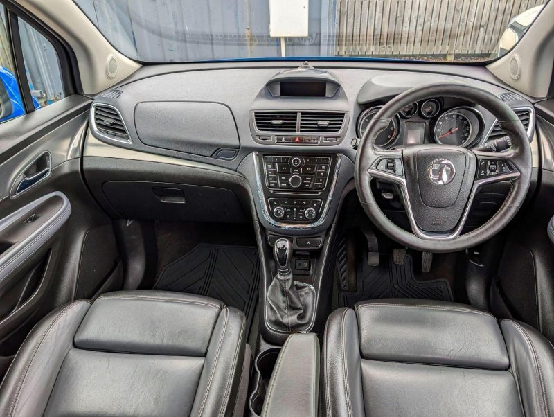 VAUXHALL MOKKA