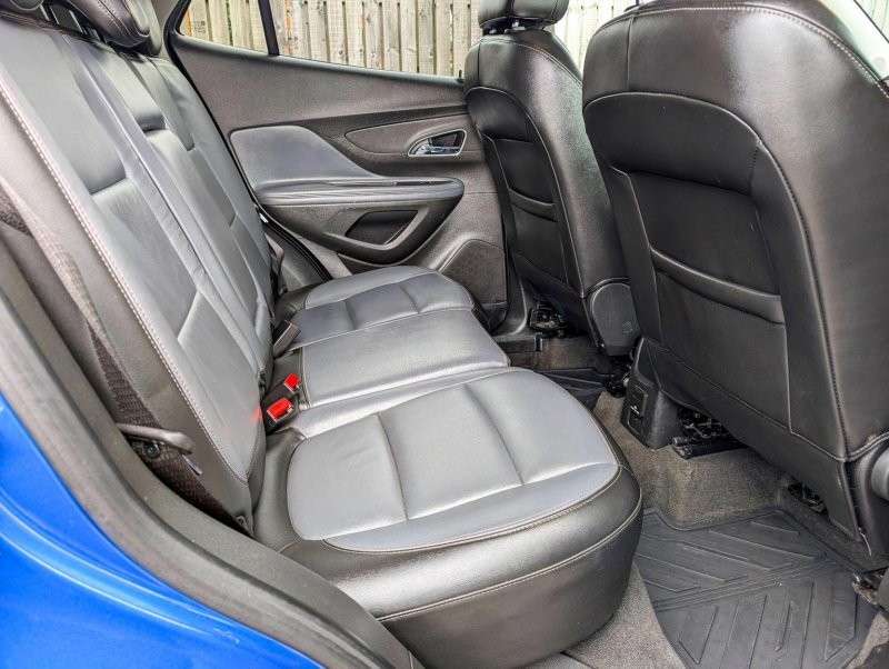 VAUXHALL MOKKA
