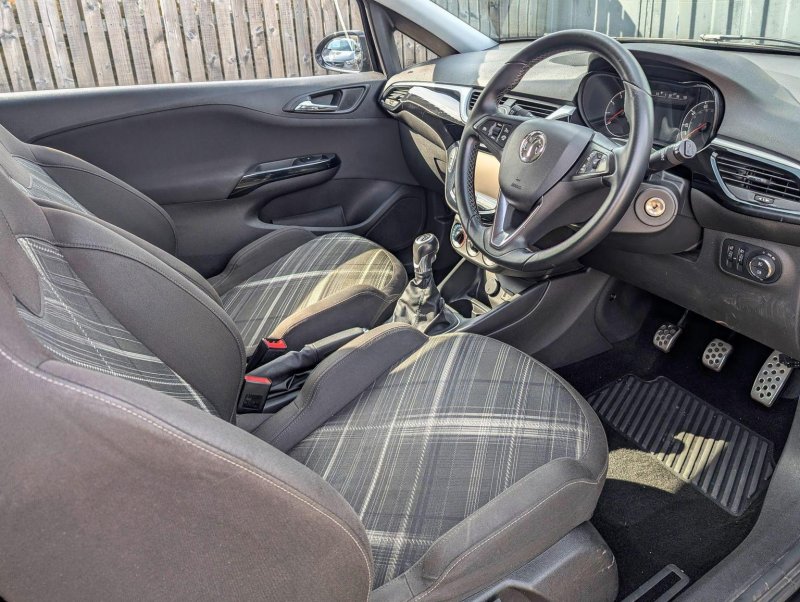 VAUXHALL CORSA