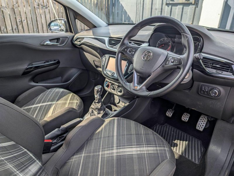 VAUXHALL CORSA