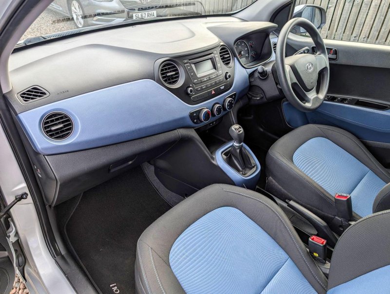 HYUNDAI I10