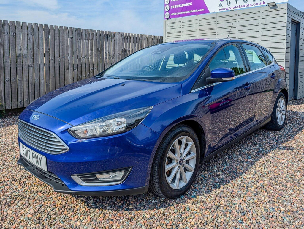 2017 Ford FOCUS